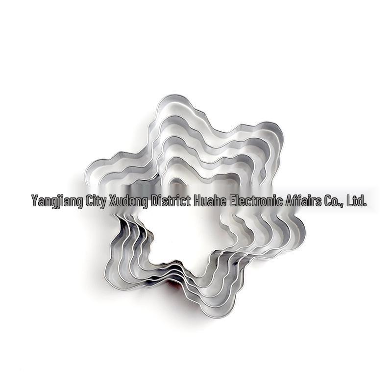 Stainless Steel Christmas Cookie Cutters: Snowflake, Tree, and Gingerbread Man