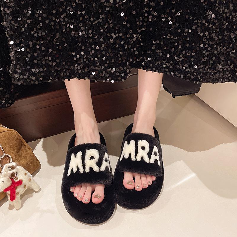 

High-end fluffy slippers for women s outer wear in the autumn of 2025, the new fluffy fashion versatile home one-word cotton mop 42 чёрный