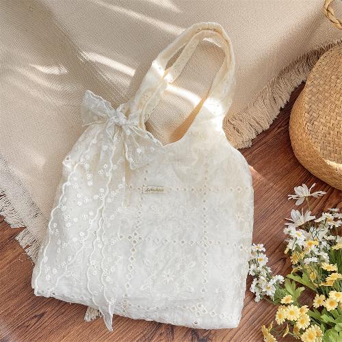 Elegant Embroidered Large Capacity Women Shoulder Bag White Portable Tote Bag Fashion Daily Women Handbag for Outdoor Beach