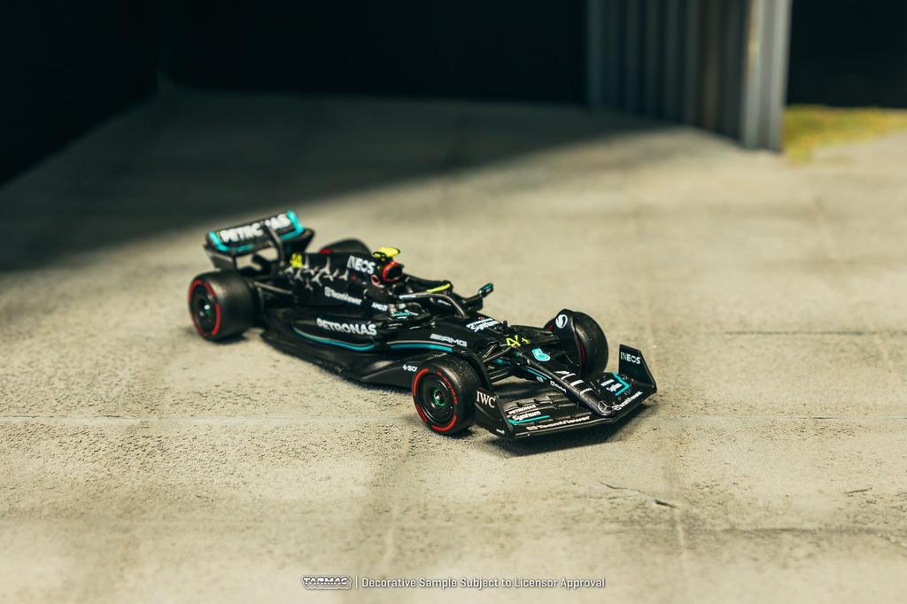 TARMACWORKS F1 W14 E Performance Hungarian Grand Prix 2023 Pole Position Lewis Hamilton Completed Product 1/64 Mercedes-AMG T64G-F064-LH1
