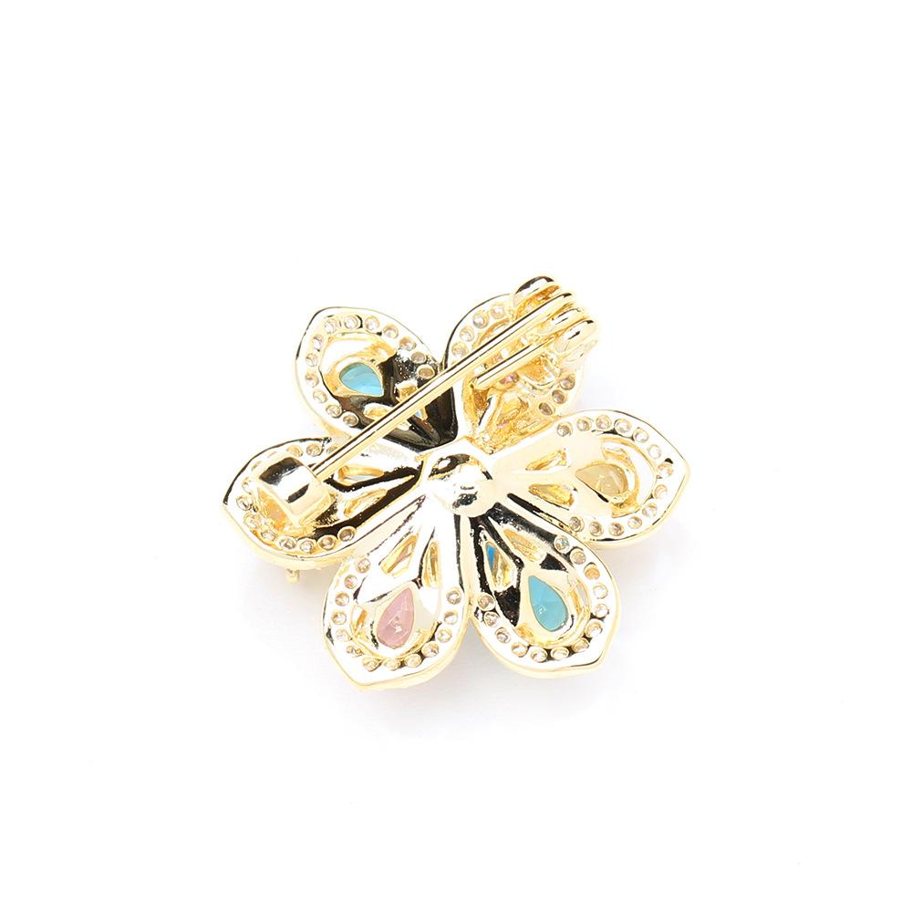 New product exquisite and versatile color zircon inlaid stone flower brooch temperament fashionable and small flower pin collar pin women's model