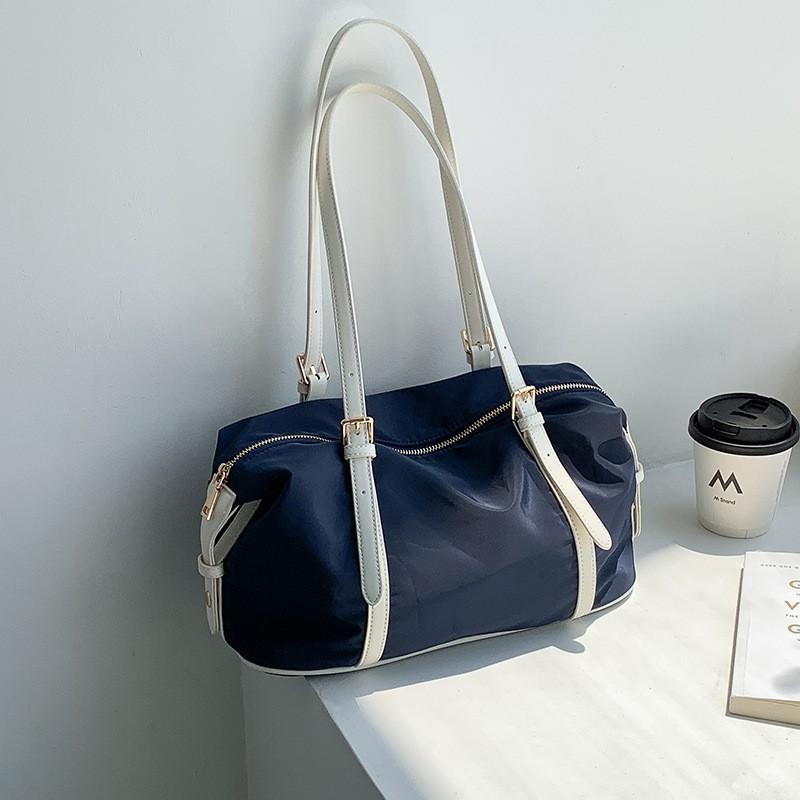

South Korea s New Commuting Nylon Splicing One-shoulder Tote Bag Women With Large Capacity Contrasting Color All-matching Casual Sports Fitness синий