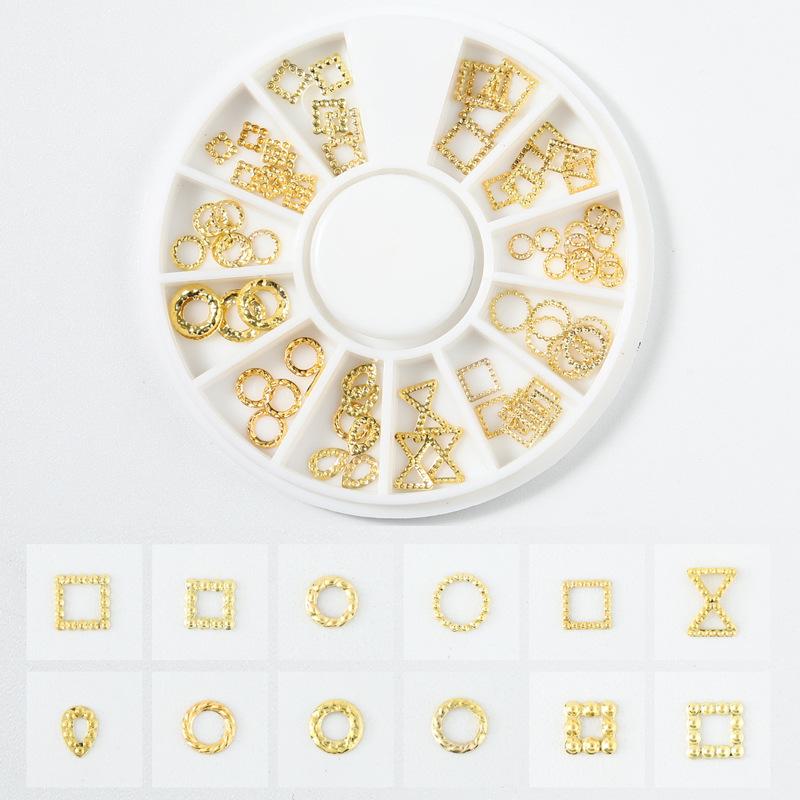 Goldener Schmuck Stern und Mond Nietendesign Wasseraufkleber Nagelsticker Nagelkunst Dekoration Hohle Legierung Nageldekoration