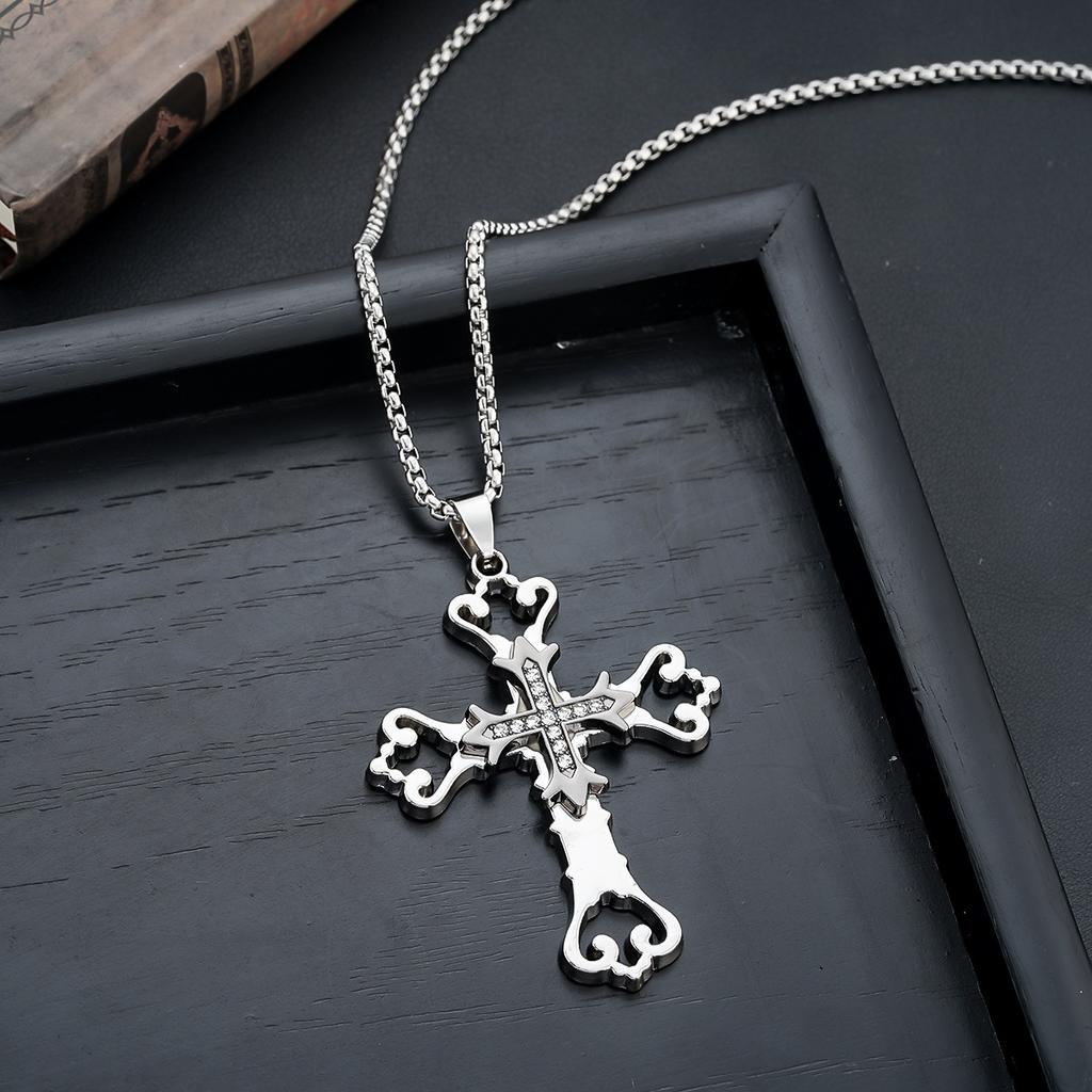 Kreuz Halskette Herren Europäischer und Amerikanischer Schmuck Anhänger Halskette Einfach Retro Vielseitig Herren Accessoires Pullover Kette