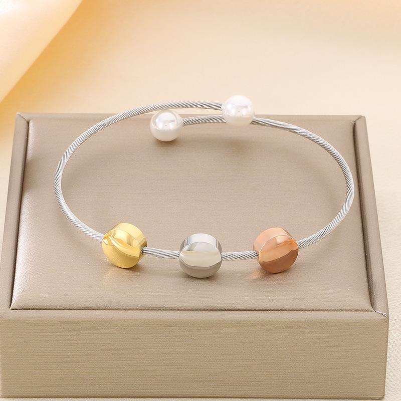 18K Gold-Plated Twisted Knot Stainless Steel Bracelet