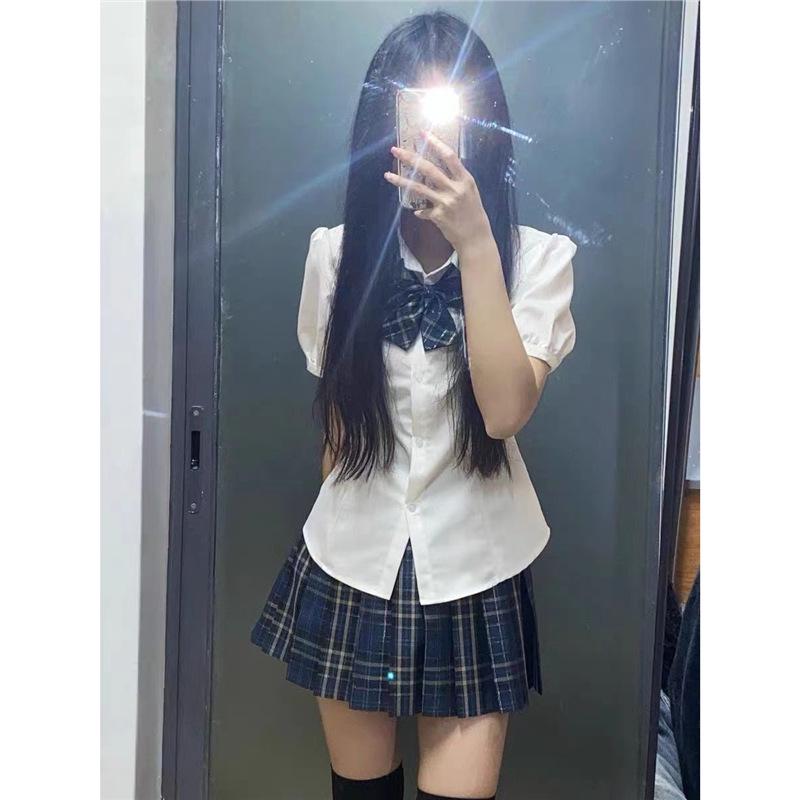 

Sweet & Spicy Academy Style Two-Piece: Slim-Fit JK Shirt with Tie-Up & French Plaid Skirt 2XL