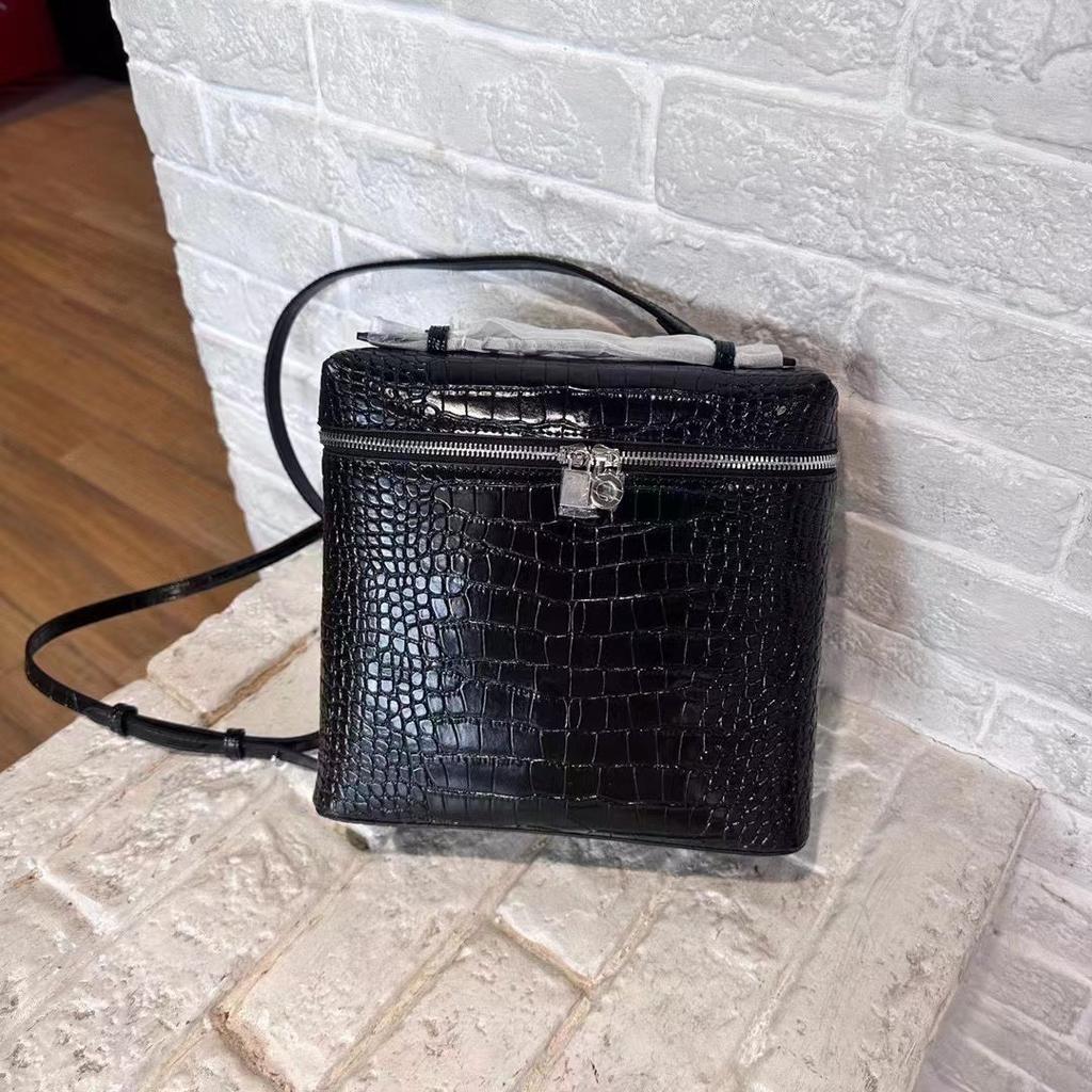 Pierwsza warstwa skóry bydlęcej Lp19Lp27 Torba na lunch Gigi Ta sama skóra Modna do noszenia w ręku Torba damska Torba na ramię Torba crossbody