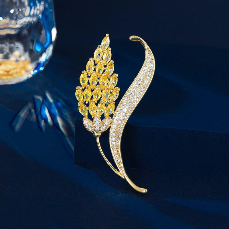 

Новые высококачественные аксессуары для корсажа, инкрустированные цирконами, изысканная многофункциональная фиксированная булавка, золотая брошь в виде колоска пшеницы золотой