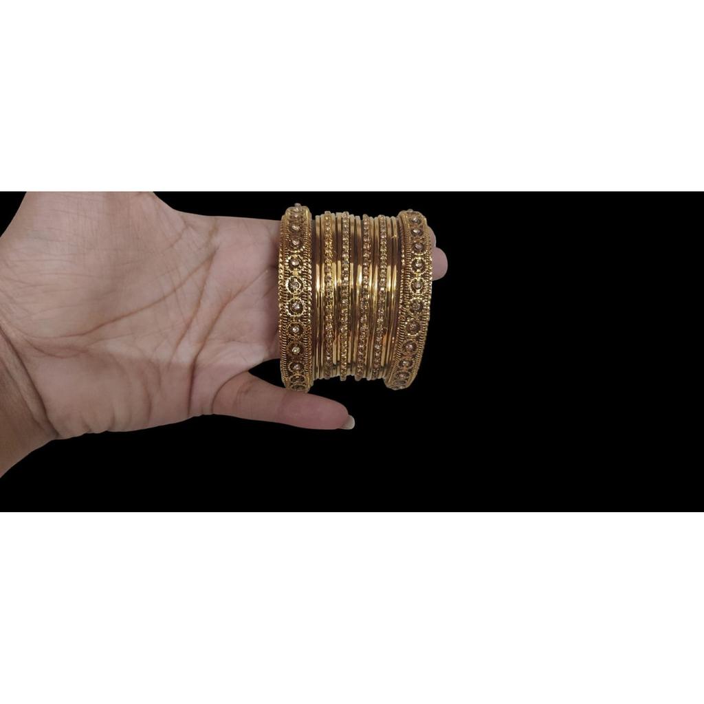@ Stylish Traditional Bangles Color Golden for Women Size 2.4 UKS29 50%off