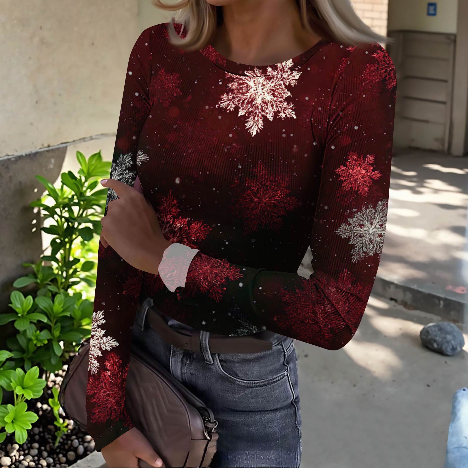 

Женская футболка с облегающим низом, модная повседневная с градиентным принтом, пуловер с круглым вырезом и длинными рукавами M винный