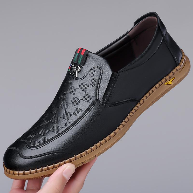 

2024 осень новые мужские повседневные кожаные туфли мужские туфли ручной работы онлайн с чехлом для ног одинарные туфли для пап среднего возраста 9901 38 чёрный