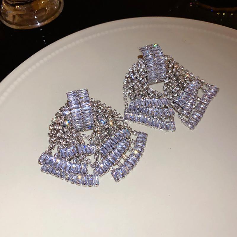 Silver Needle Geometric Light Luxury Stud Earrings - Vintage Niche Court Style