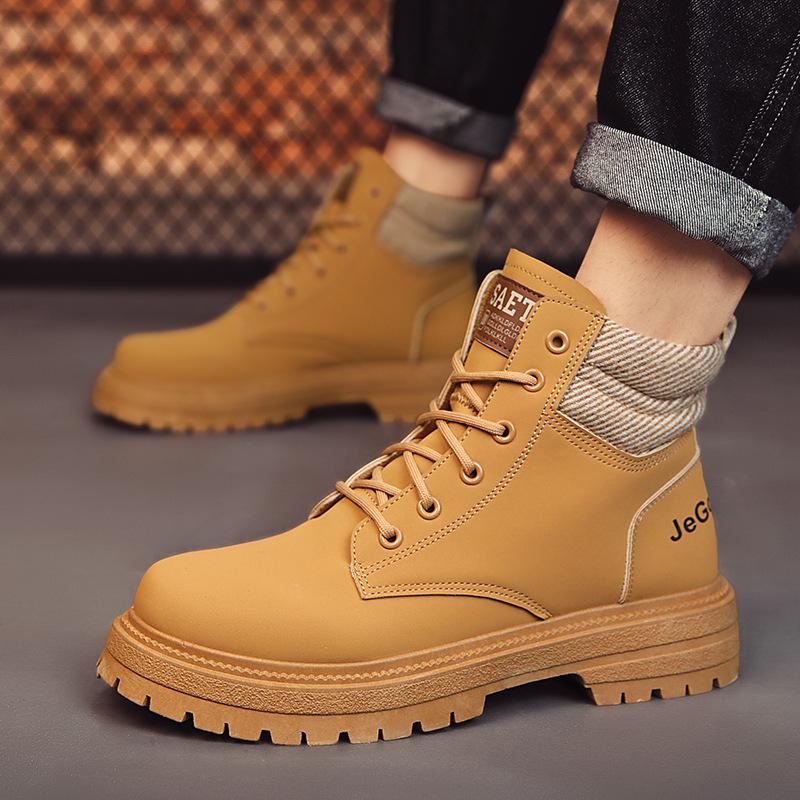 

Men s shoes four seasons fashion trend high-top short boots side zipper rhubarb boots British versatile wear-resistant Martin boots 39