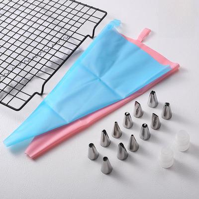 Cake Decorating Set: TPU Bag with Stainless Steel Nozzles (8-piece)