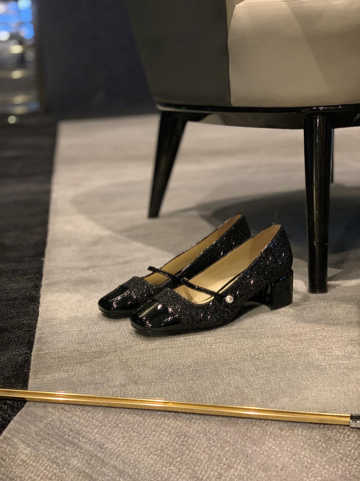 

Seconds hair~ Grape mother sparkling sequins banquet small fragrant style square head word with thick heel Mary Jane single shoes women 40 чёрный