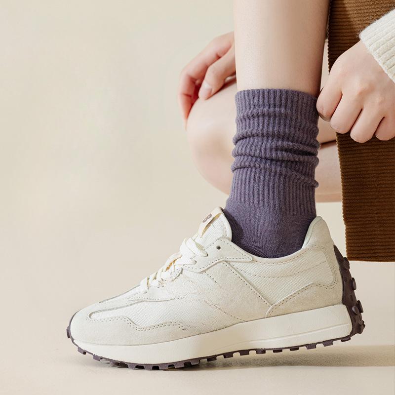 Woolen Socks, Thickened Warm Stockings, Autumn and Winter Women's Socks, Non-constricting, Stacked Mid-calf Stockings