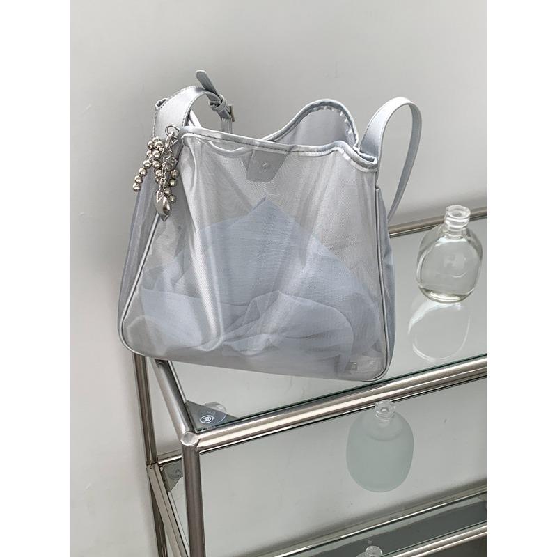 Casual Mesh Bag Hollow Niche Design Summer Commuter Wind Tote Bag Large Capacity High Sense New Shoulder Bag