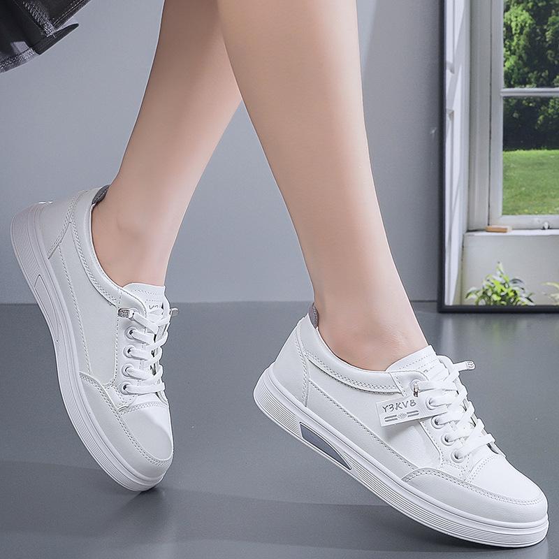 2025 Spring Korean Fashion Women's Non-Slip White Soft Sole Trendy Board Shoes