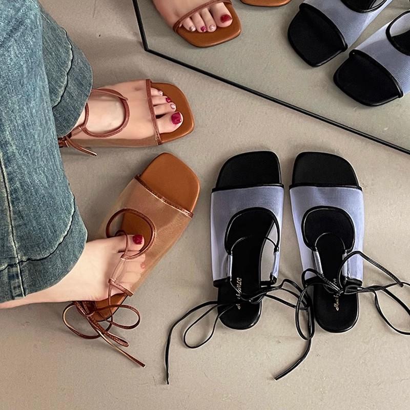 Fashion retro niche 2025 summer new design breathable mesh flat-bottomed sandals women's outer lace-up beach shoes