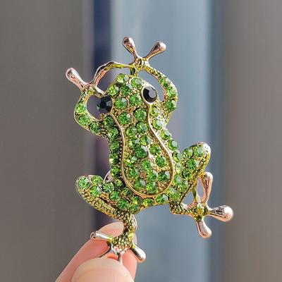 Fashion Green Crystal Frog Brooch Animal Brooches Pins For Women Dress Coat Accessories Jewelry Gift