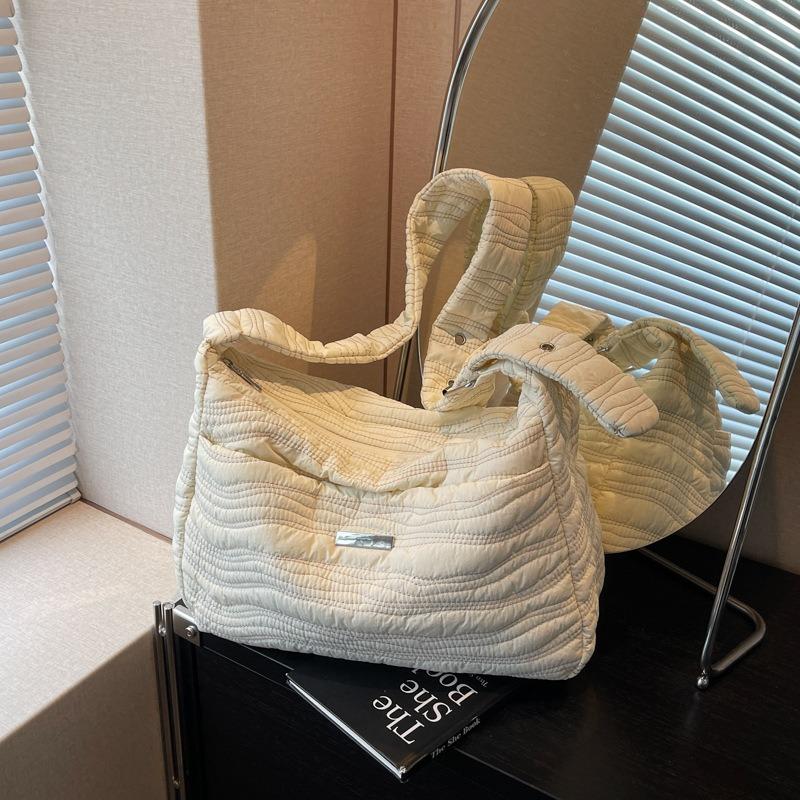 Casual large-capacity cloth bag women's new versatile underarm bag shoulder bag commuter messenger bag bag bag