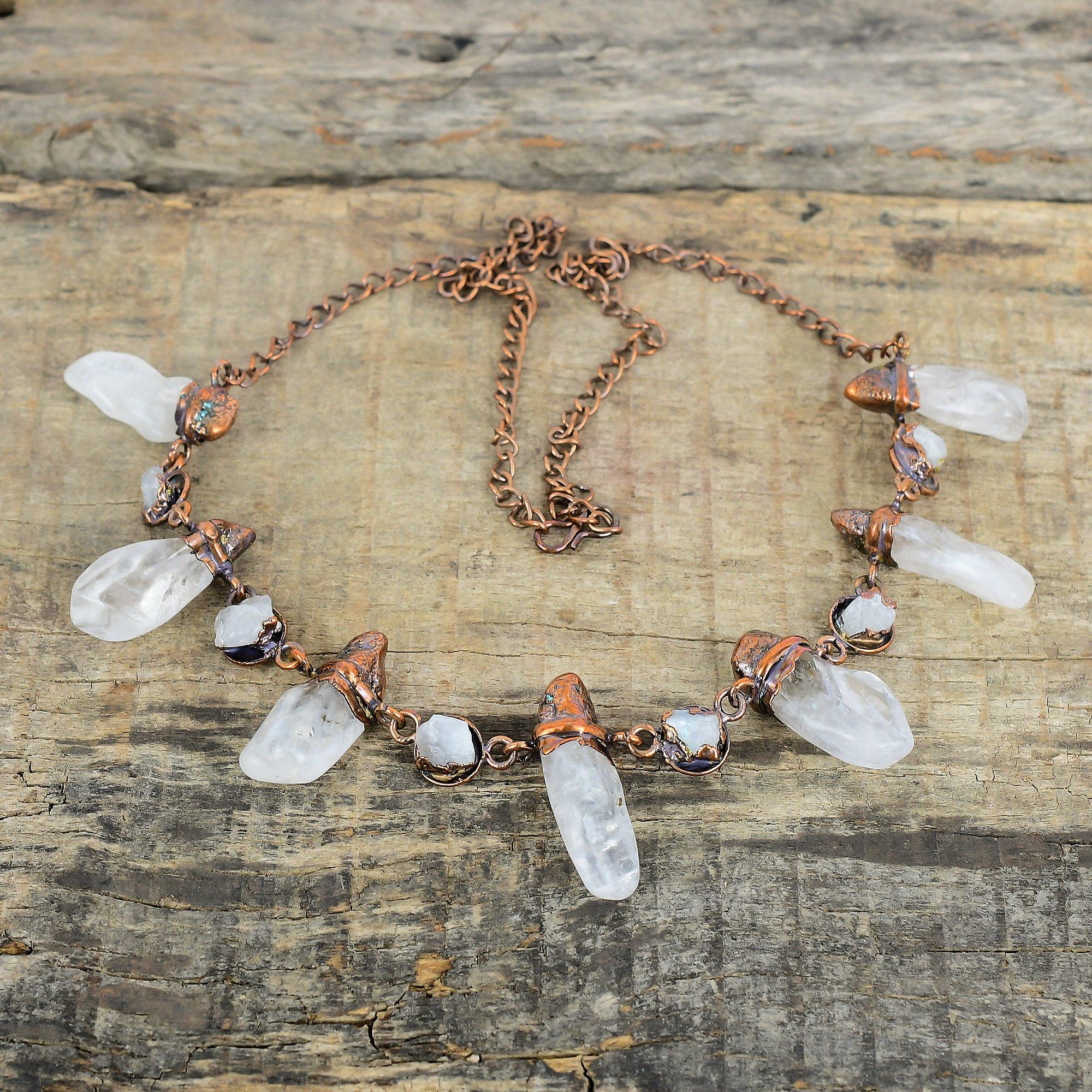 

Ожерелье из необработанного радужного лунного камня, ожерелье из электроформованной меди, ожерелье с регулируемой цепочкой, медные украшения ручной работы, ожерелье с драгоценным камнем для подарков Adjustable