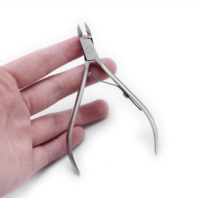 Nail Clippers & Dead Skin Scissors: Special 8710 Tool for Nail Art & Skin Removal