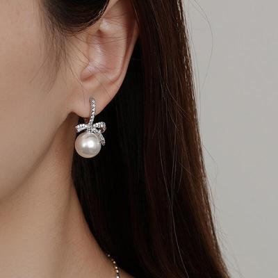 Cation Pearl Cubic Ribbon Earrings