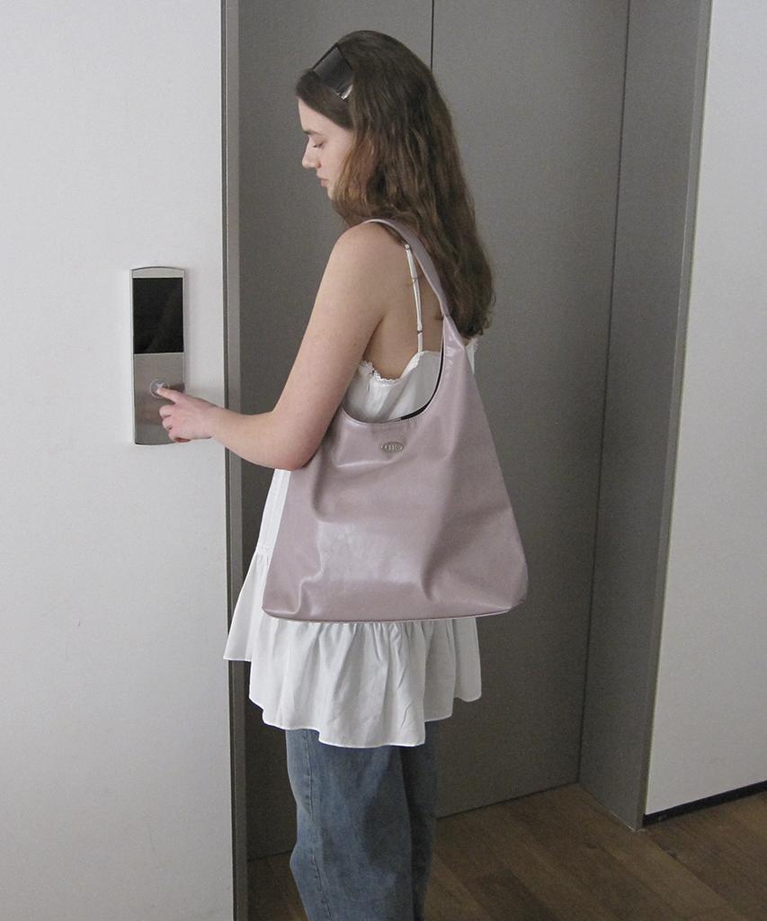 Dumaro Merci Shoulder Bag / Lavender