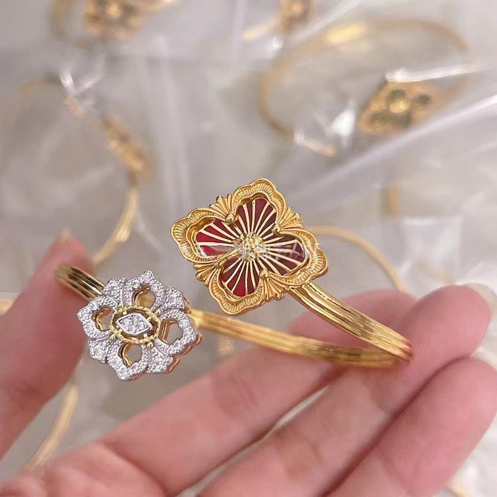 Bracelet Four-leaf Clover Open Enamel White Fritillary Diamond-inlaid Bracelet for Women