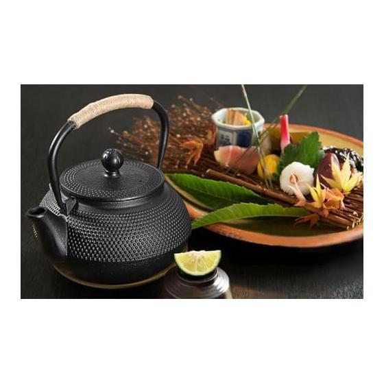 Iron kettle, ironware, Nanbu ironware, teapot, kettle, IH open flame compatible, iron bottle, iron teapot, kettle, tea strainer included, stylish,