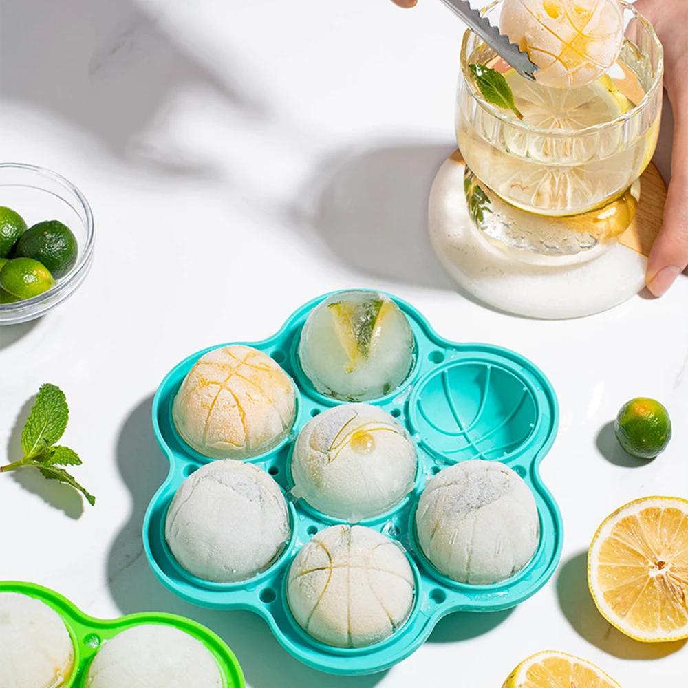 Domácí Výrobník ledu s velkou kapacitou Forma na ledové kostky Kulatá silikonová forma na ledové koule Kuchyňské barové doplňky Bartenderské náčiní