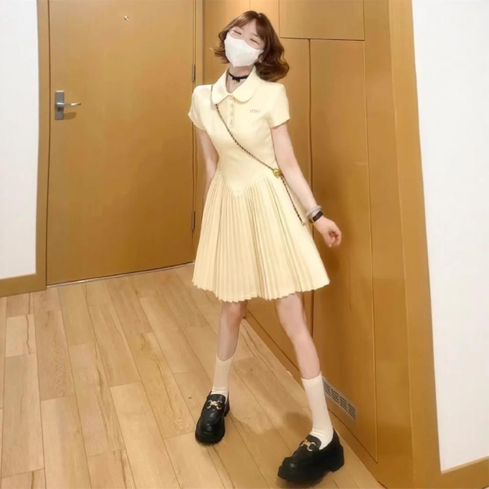 French apricot dress women s summer new doll collar pleated design sense thin small skirt S