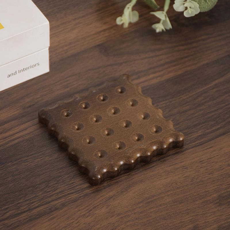 

Biscuit Shaped Wooden Cup Mat Cute Tea Coffee Mug Drinks Holder For Tableware Decor Durable Kitchen Decoration Home Coaster темно-коричневого