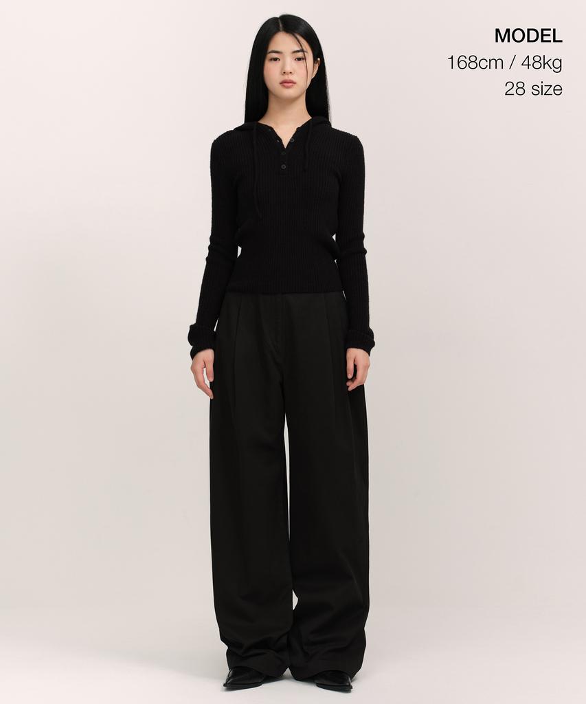 MUSINSA STANDARD WOMAN Women'S Deep Tuck Extra Wide Chino Pants [Black]