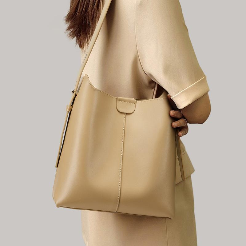 Wholesale 2025 New Autumn and Winter Women's Bag Crossbody Bag Commuter Bucket Bag Premium Texture Large Capacity Shoulder Shoulder Bag