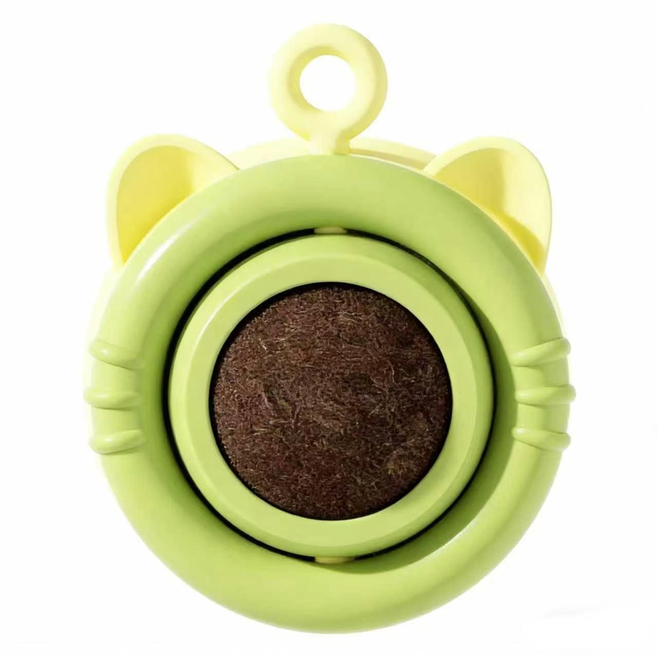 

Cat rotating grinding teeth ball pet biting and cleaning teeth toy indoor puzzle and relaxation cat supplies зелёный
