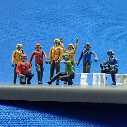 1/144 USNAVY Deck Crew 01