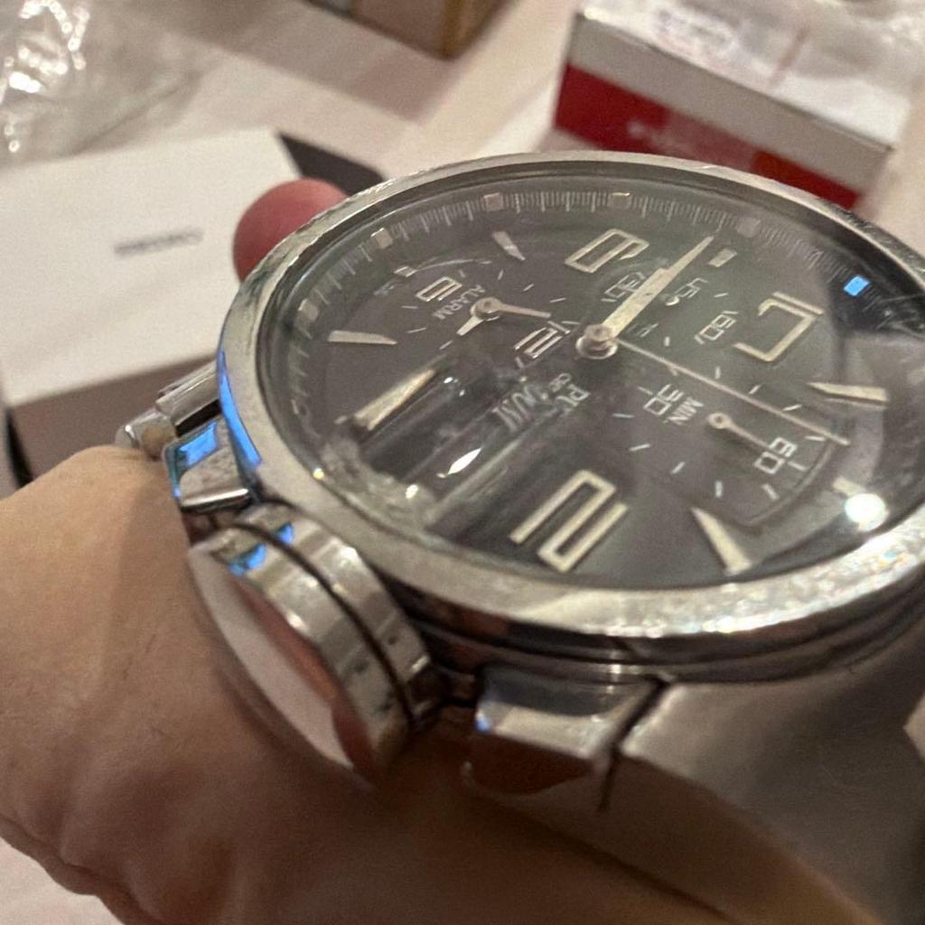 Used SEIKO PULSAR watch