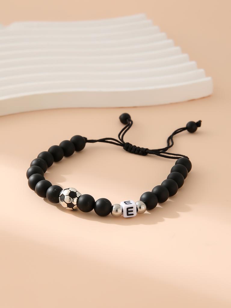 Mattschwarzes Fußball-Alphabet Verstellbares Perlenarmband Unisex Sport-Armband Schmuck