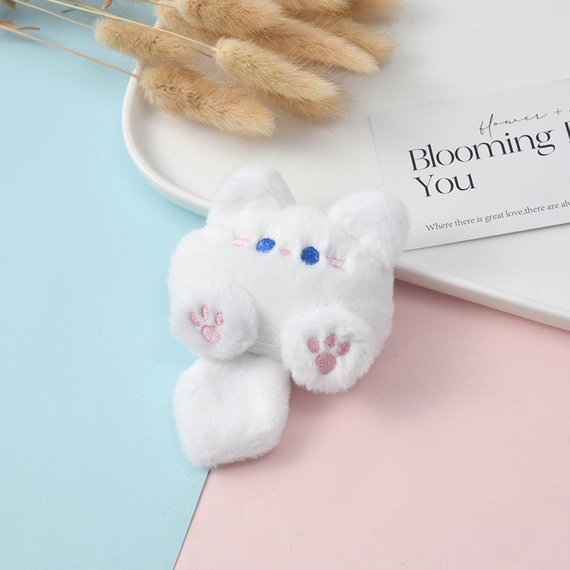 Squeaky Kitten Plush Pendant: Cute Cartoon Kitty Brooch Keychain Accessory