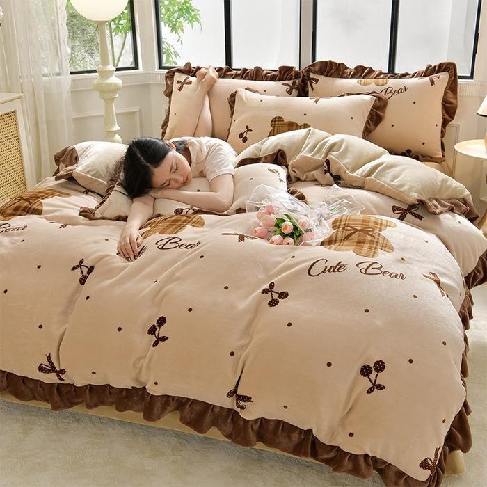 

Thickened Milk Fleece Four-Piece Set, Flange Fleece Coral Fleece Quilt Cover, Bed Sheet, Bedding 2.0 meters 4pc (quilt cover 220 * 240)
