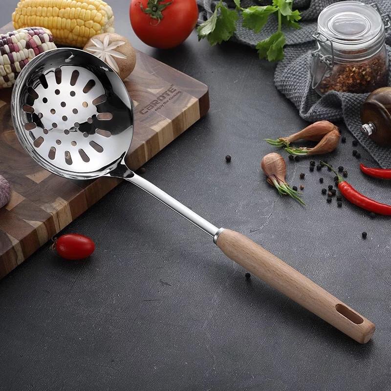 ZISIZ Retro Beechwood Kitchen Utensil Set