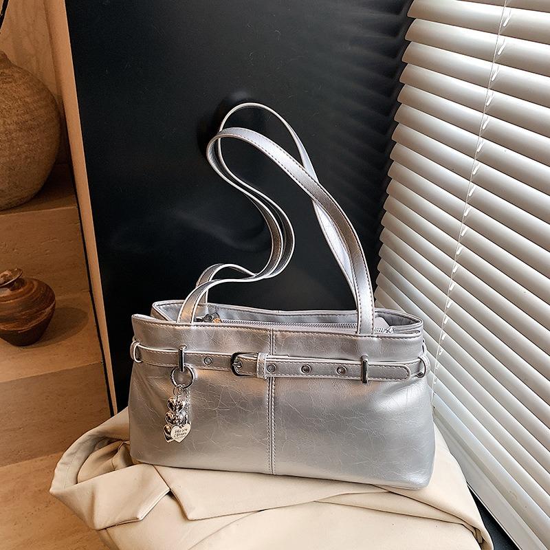 Spring and summer small bag women's new high-end shoulder armpit bag fashionable portable work tote bag