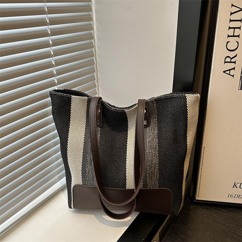 Simple Vertical Stripe Large-capacity Handbag Women's Korean Version New Casual Fashion Niche Versatile Lightweight Shoulder Bag