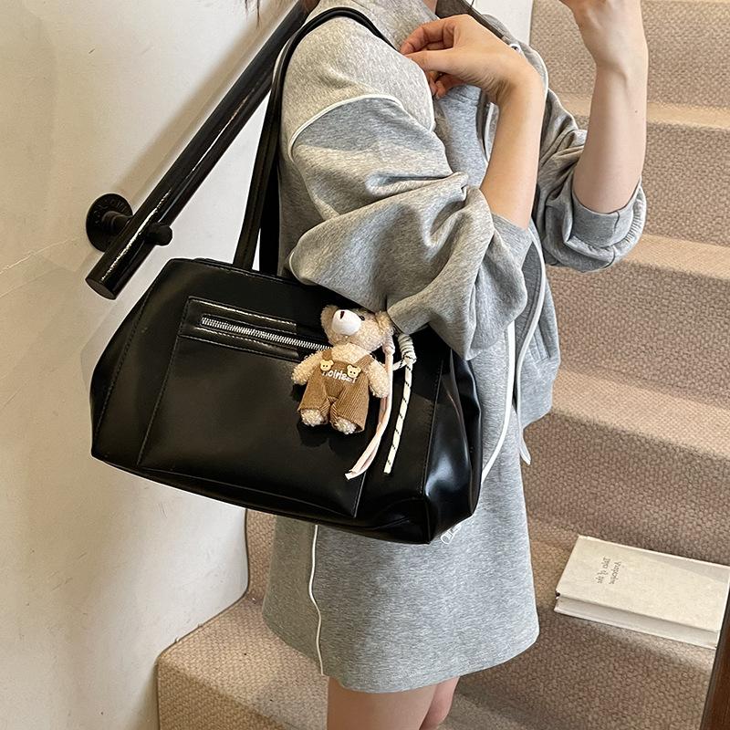 Large Capacity Tote Bag Women's New Fashion Commuter Versatile Shoulder Bag Solid Color Underarm Bag