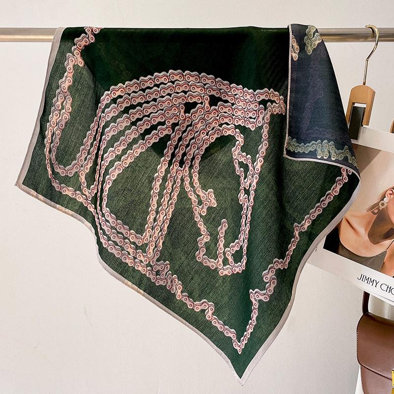 Korean Fashion Small Square Scarf Chain Versatile Neck Protection Scarf Decorative Hairband Multifunctional Shawl Professional Scarf for Women Spring