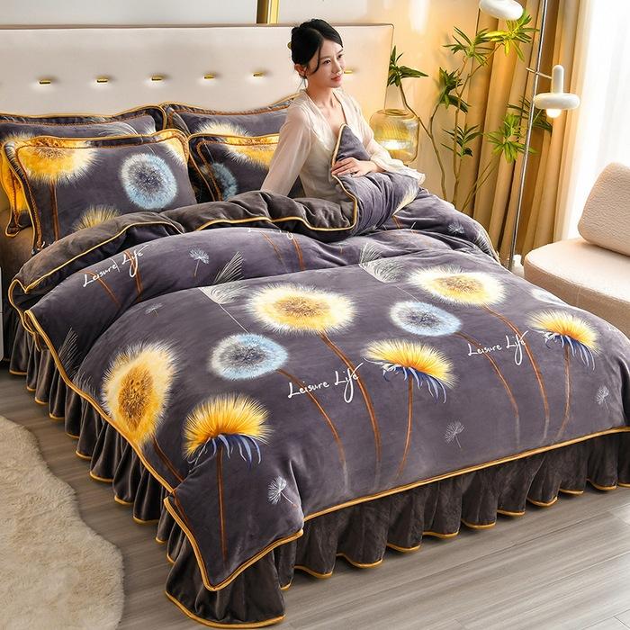 Thickened Milk Fleece Four-Piece Coral Fleece Quilt Cover, Bed Sheet Fleece Double-Sided Fleece Flannel Bedding, Bed Skirt