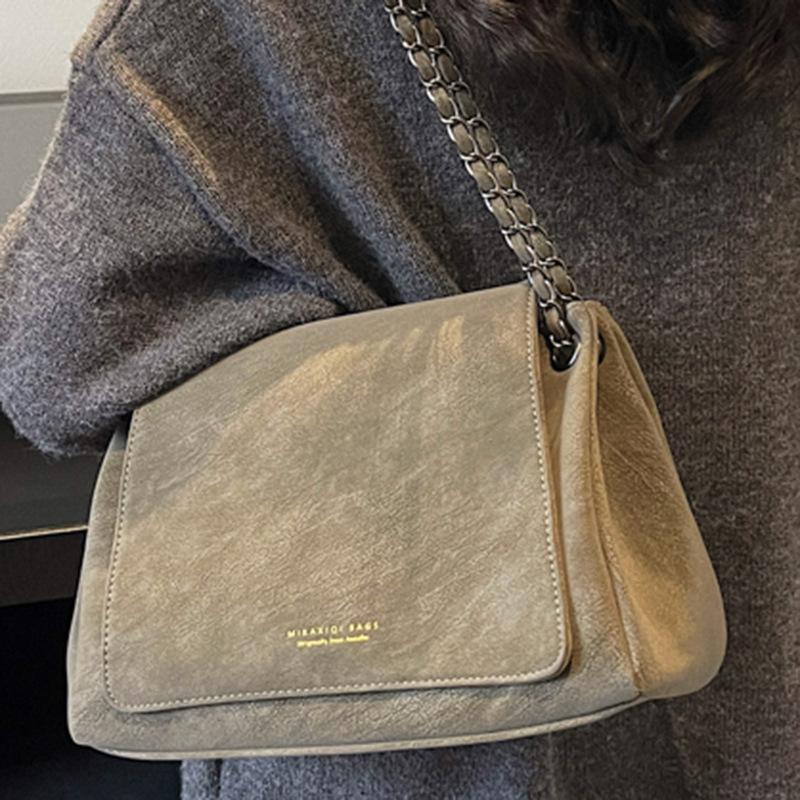High Value Temperament Chain Underarm Bag Women's Early Autumn New Retro Texture Hand Bag Temperament Commuter Shoulder Bag Women