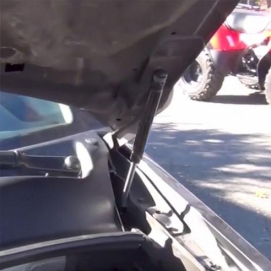 2Pcs Front Hood Gas Lift Support Shock Struts For Jeep Grand Cherokee 1999-2004